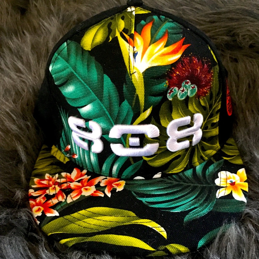 BNWT Aloha 808 Adjustable Black&Hawaiian Print Cap